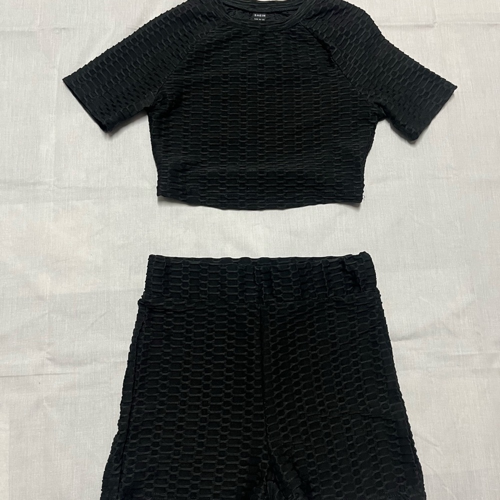 Black Two-Piece Workout Set - Size XS - Picture 3 of 5